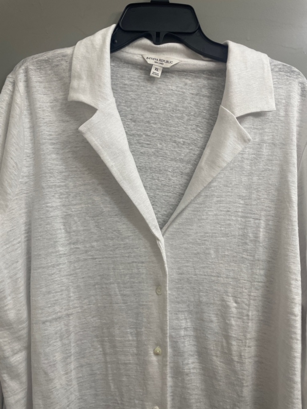 Banana Republic White Lightweight Button-Down Top